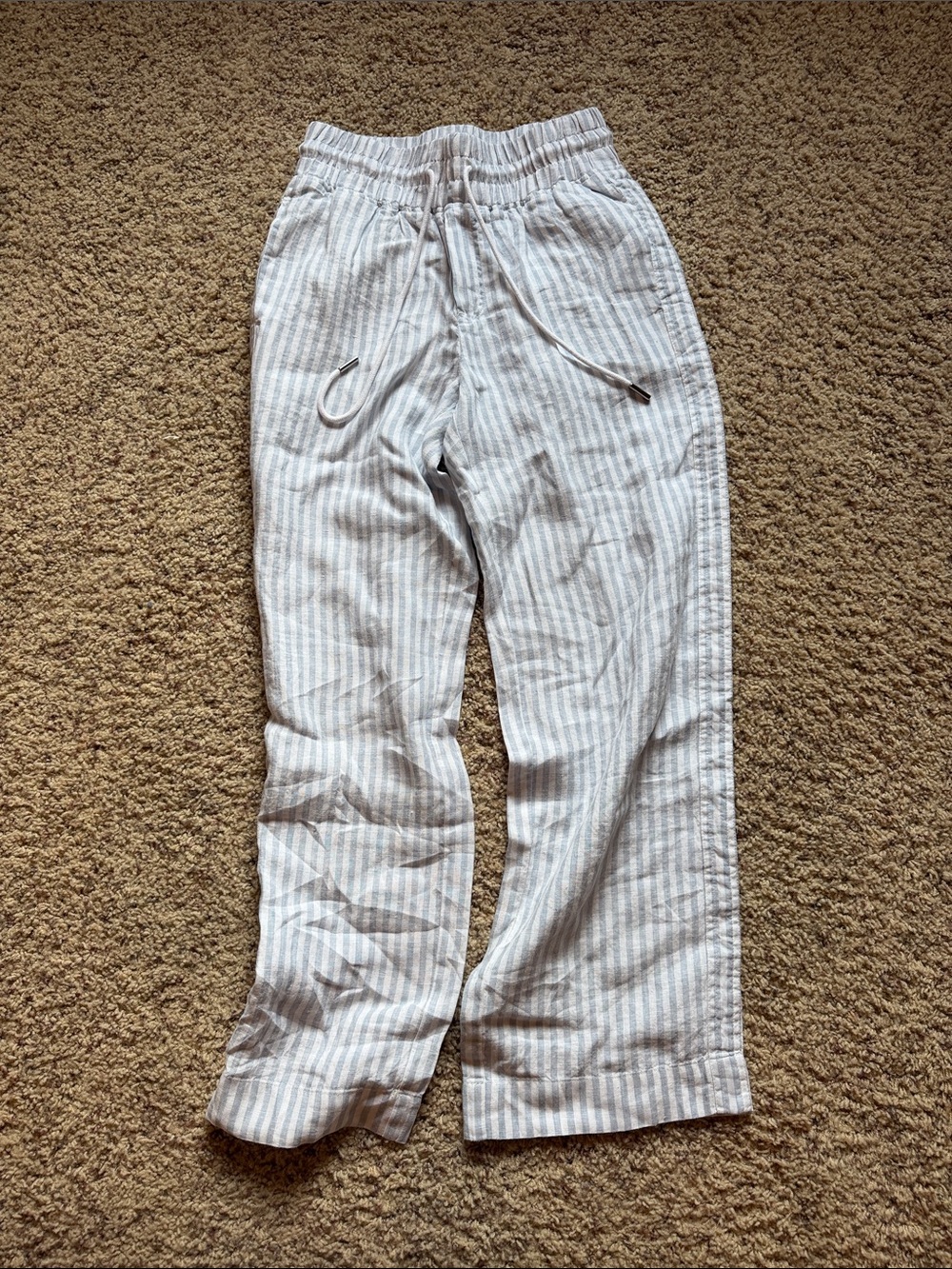Quince White and Light Gray Striped Casual Drawstring Pants